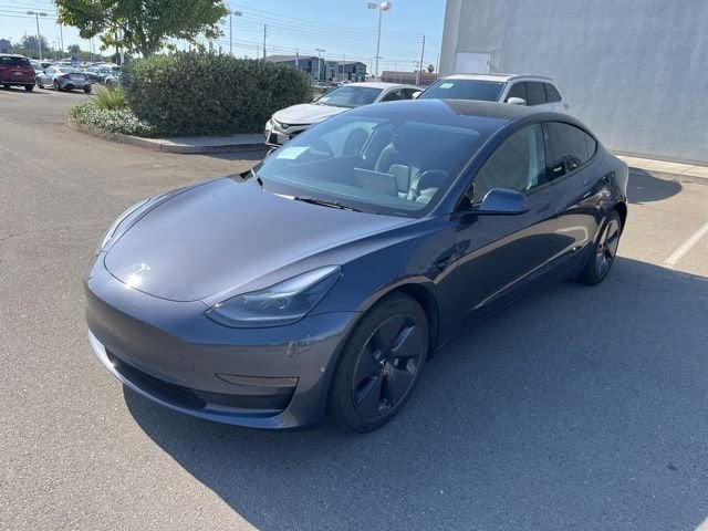2023 Tesla Model 3 -'s photo