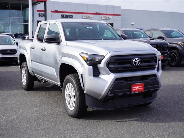 2026 Toyota Tacoma SR's photo
