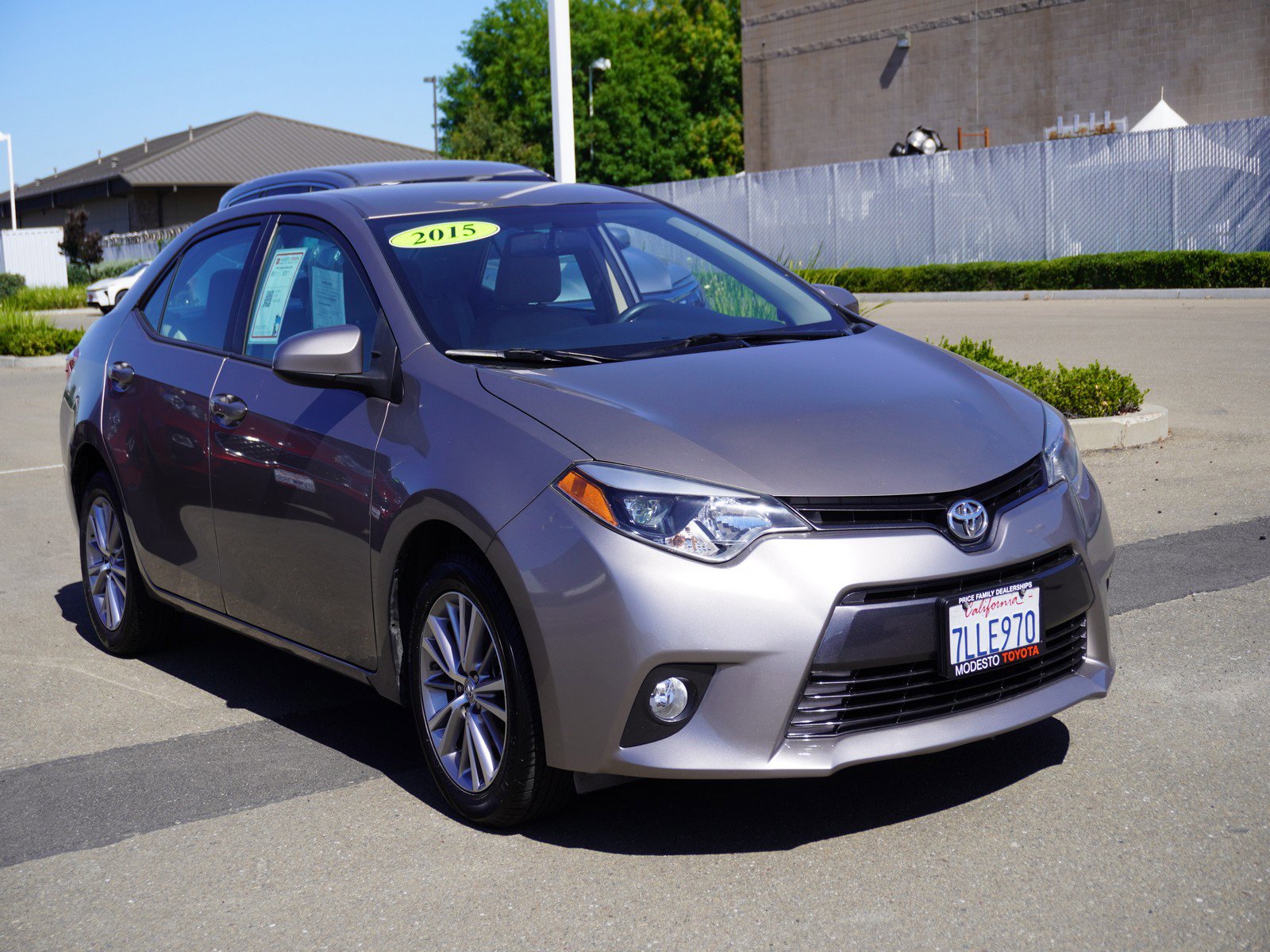 2015 Toyota Corolla LE Plus AT's photo