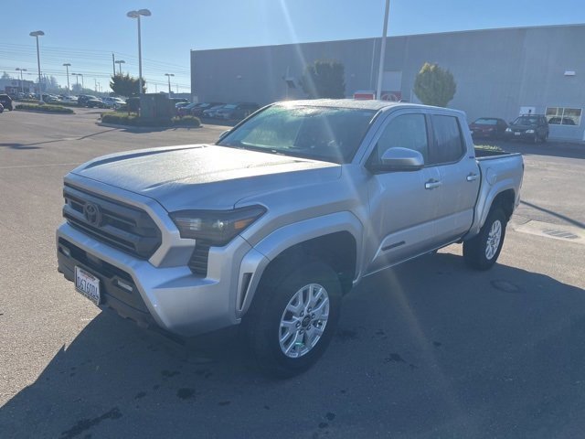 2025 Toyota Tacoma photo 3