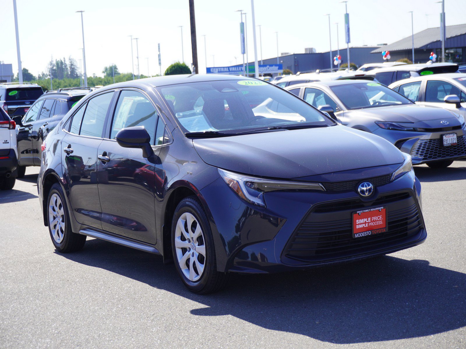 2023 Toyota Corolla LE Hybrid CVT's photo