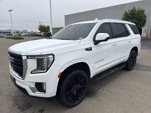 2022 Gmc Yukon SLE photo 2