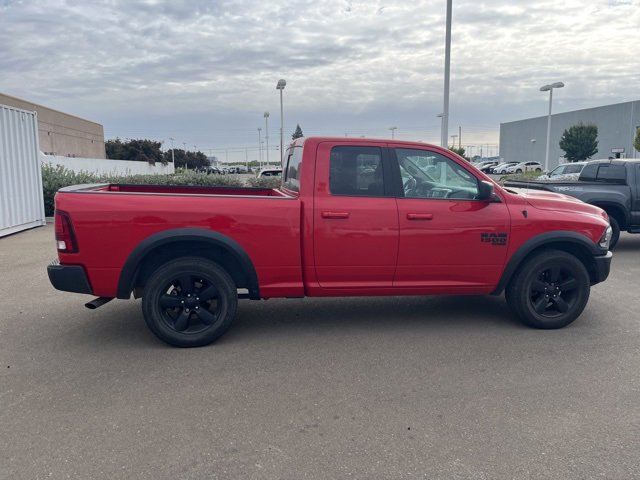 2019 Ram 1500 Classic SLT photo 4
