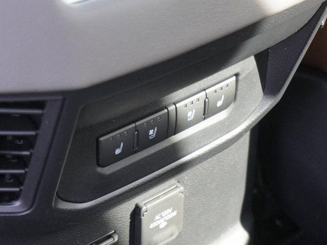 2025 Toyota Tundra 1794 Edition - Photo 17
