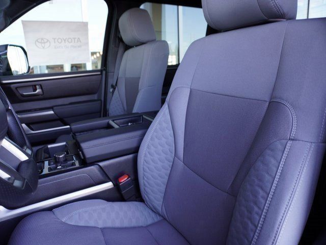 2025 Toyota Tundra SR5 - Photo 23