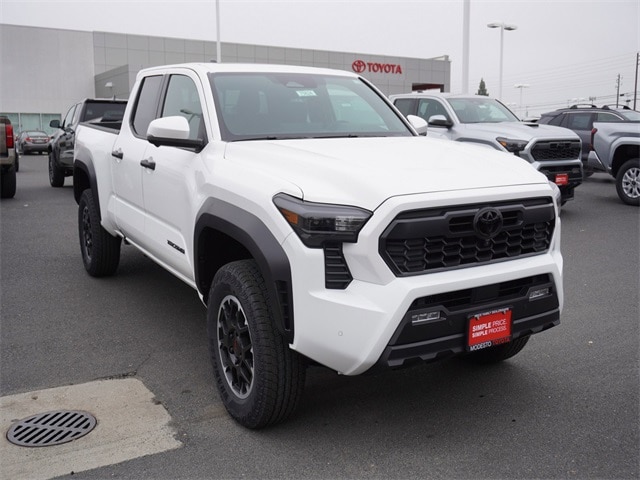 2026 Toyota Tacoma TRD Sport's photo