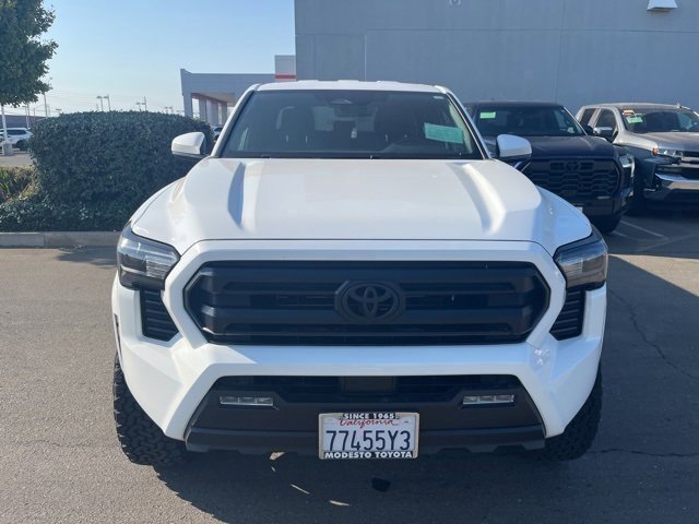 2024 Toyota Tacoma Double Cab photo 3