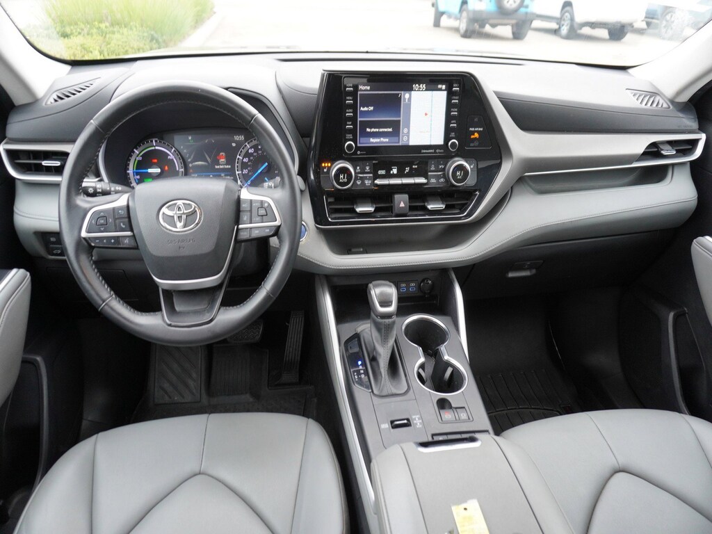 Certified 2022 Toyota Highlander Hybrid XLE SUV