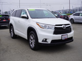 Used 2015 Toyota Highlander XLE V6 SUV for sale in Modesto, CA