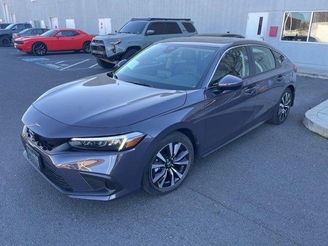 2024 Honda Civic Hatchback EX-L's photo