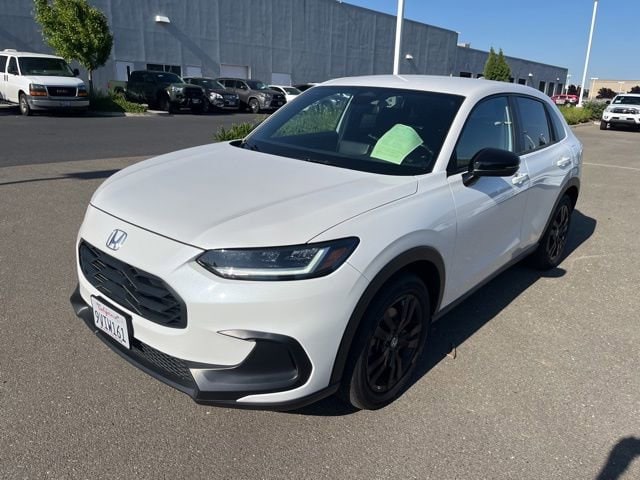 2026 Honda HR-V Sport 2WD's photo