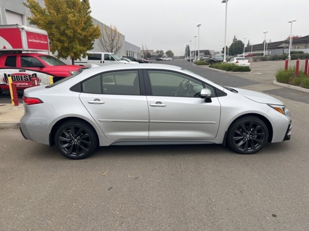Certified 2025 Toyota Corolla Hybrid SE Sedan
