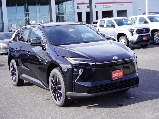 2026 Toyota bZ XLE's photo