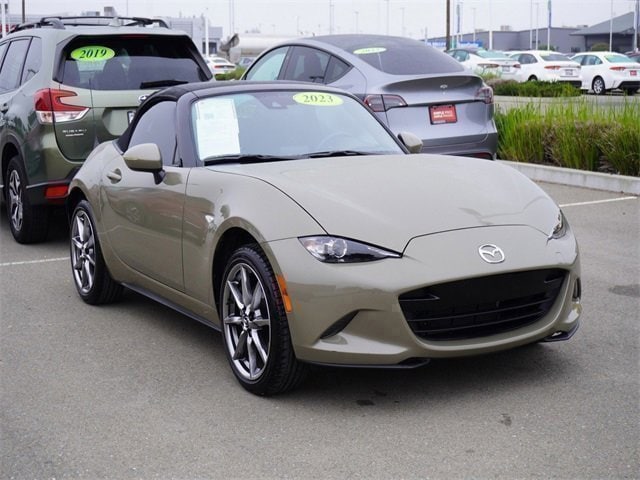 2023 Mazda MX-5 Miata Grand Touring's photo