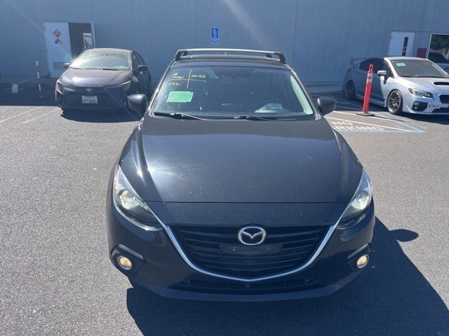 2014 Mazda Mazda3 s Grand Touring Hatchback photo 2