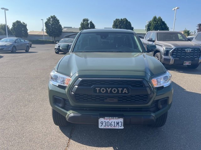2022 Toyota Tacoma SR5 V6 photo 3