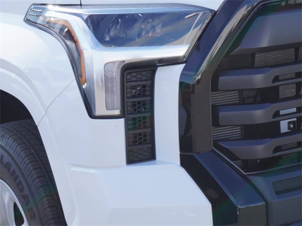 New 2026 Toyota Tundra SR SR DOUBLE CAB 8.1