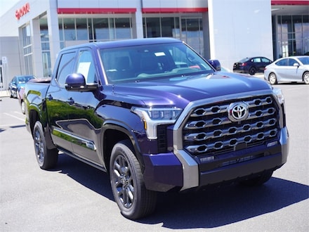 2025 Toyota Tundra Platinum PLATINUM CREWMAX 5.5