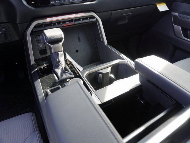 2025 Toyota Tundra SR5 - Photo 18