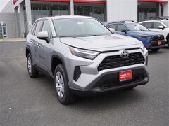 2025 Toyota RAV4 LE LE FWD SUV