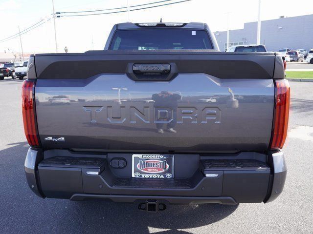 2025 Toyota Tundra SR5 - Photo 11