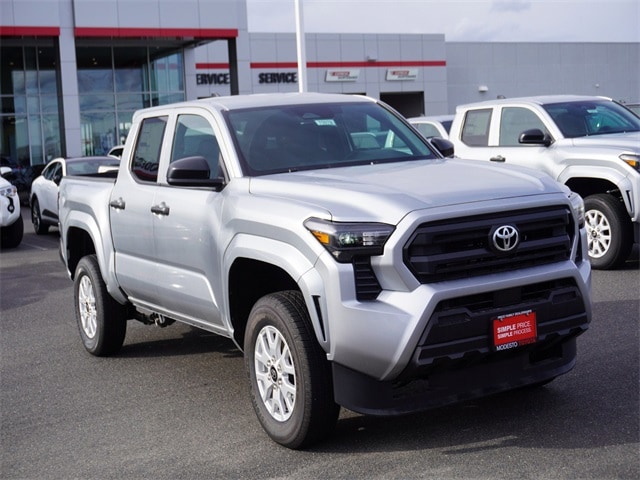 2026 Toyota Tacoma SR's photo