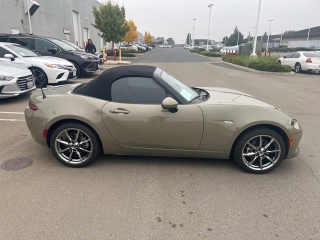 2023 Mazda MX-5 Miata Miata Grand Touring photo 4