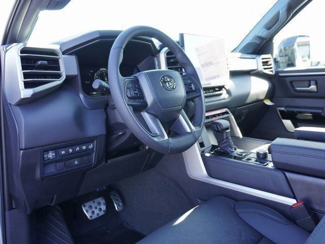 2025 Toyota Tundra Limited - Photo 23