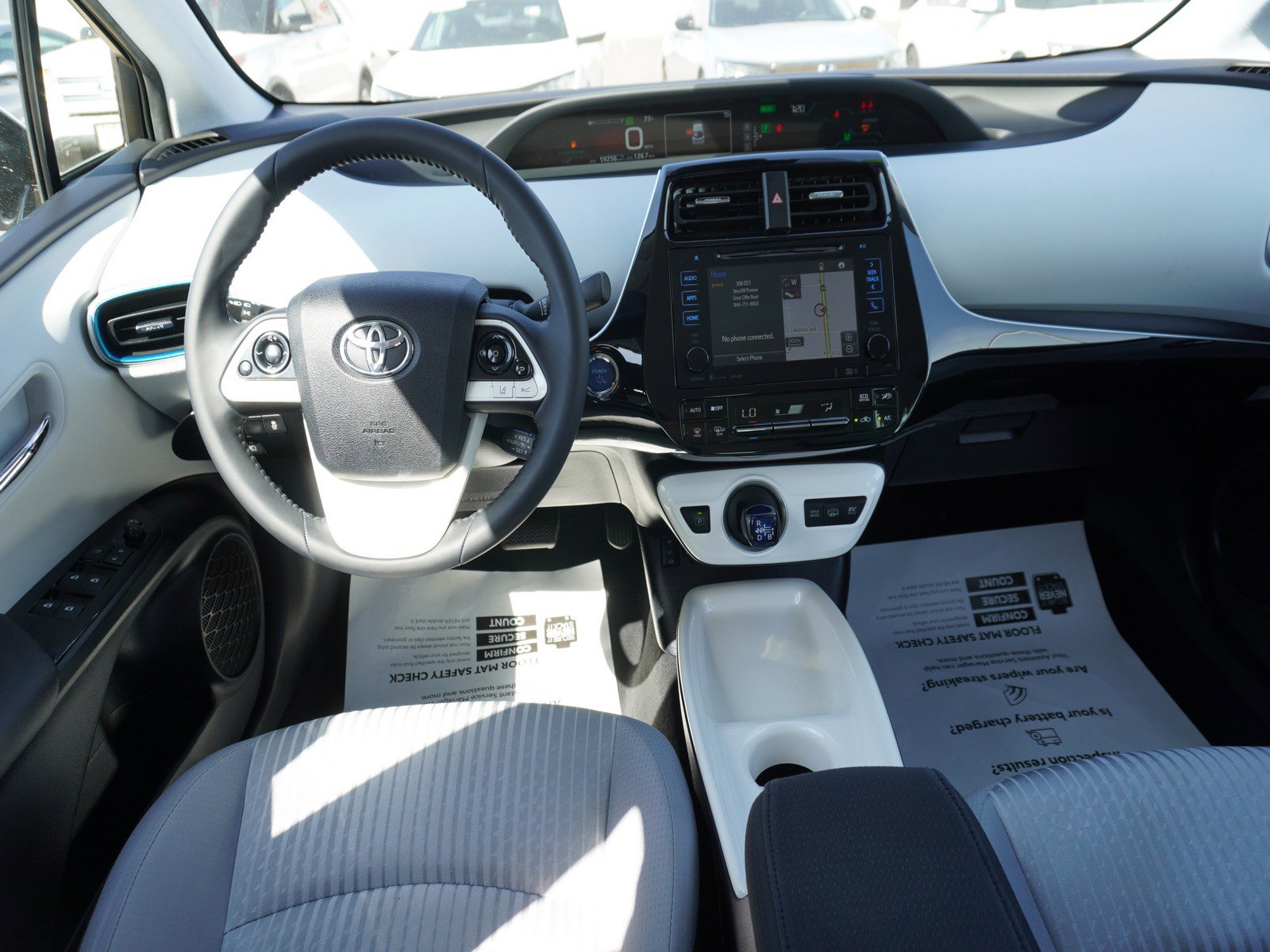 2017 Toyota Prius Prime Three photo 2