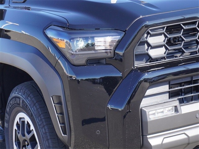 2025 Toyota 4Runner TRD Off-Road Premium photo 3