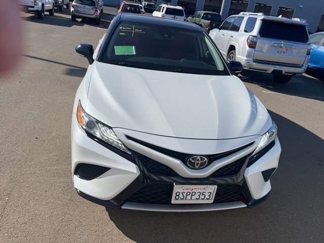 2020 Toyota Camry XSE photo 3