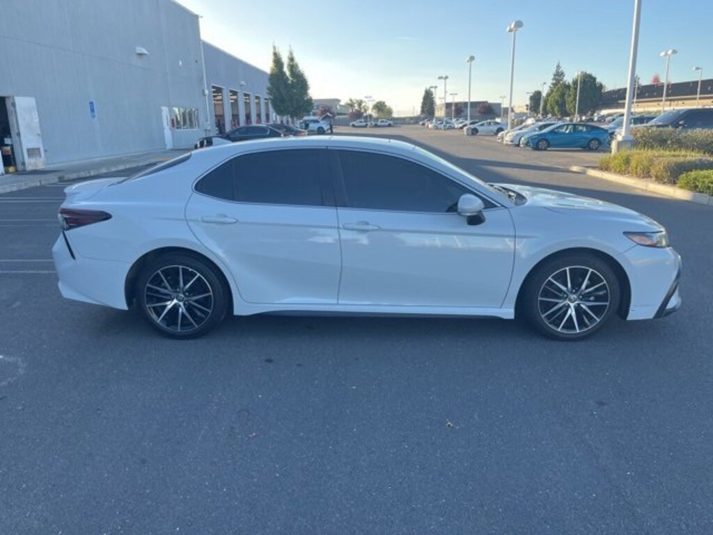 Certified 2022 Toyota Camry SE Sedan