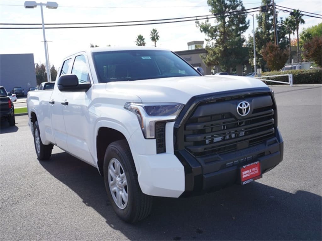 New 2026 Toyota Tundra SR SR DOUBLE CAB 8.1