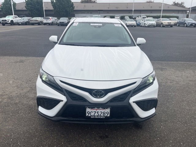 2023 Toyota Camry SE photo 2