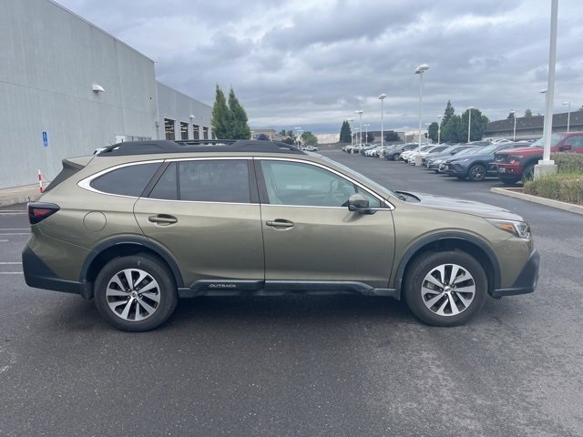 2022 Subaru Outback Premium photo 4