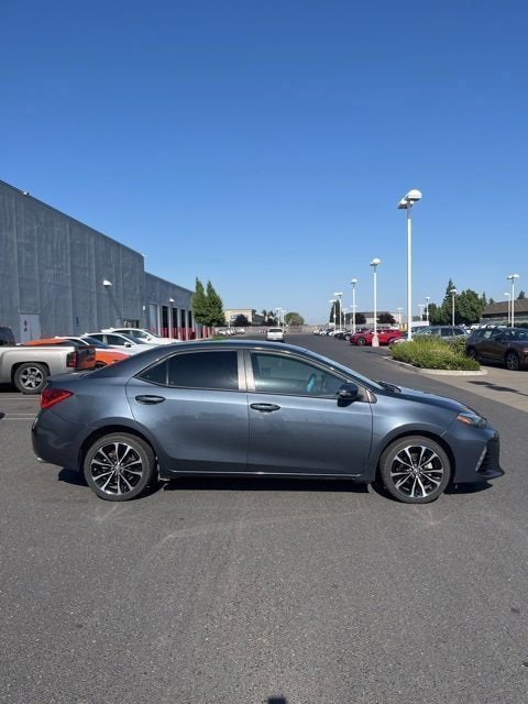 Used 2018 Toyota Corolla SE with VIN 2T1BURHE6JC024313 for sale in Modesto, CA