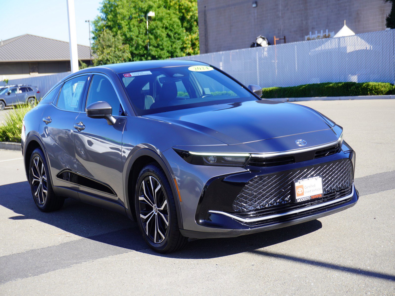 2024 Toyota Crown XLE AWD's photo