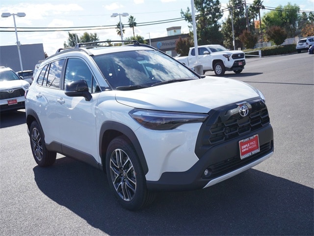 2026 Toyota Corolla Cross XLE's photo