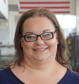 Staff member Michelle Beard from ID_a2acfb