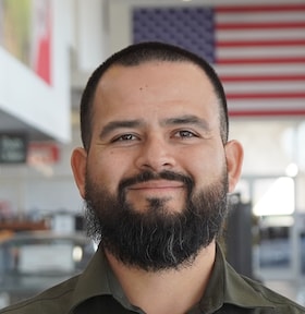 Staff member Luis Santos from ID_6654ef