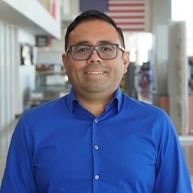 Staff member Walter Guillen from ID_6654ef