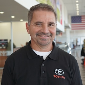 Staff member Kevin Bettencourt from ID_e1b461
