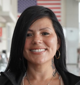 Staff member Alba Castillo from ID_caa543