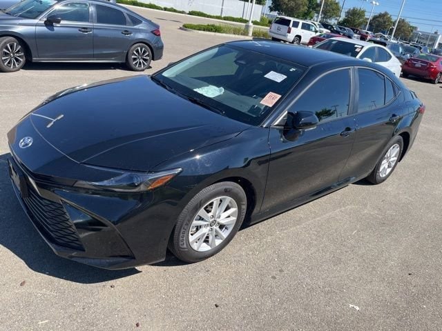 2025 Toyota Camry Sedan 