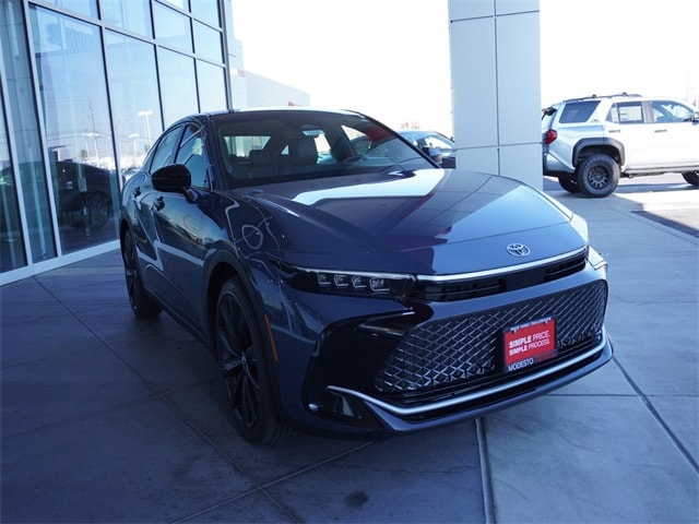 2026 Toyota Crown Sedan 