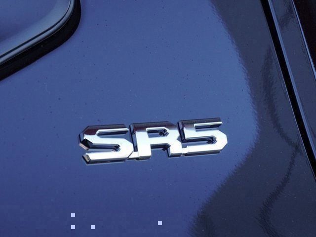 2025 Toyota Tundra SR5 - Photo 8