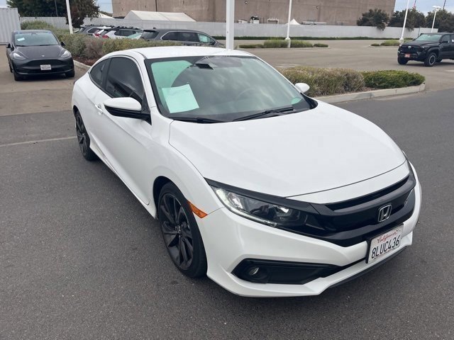 2019 Honda Civic Sport photo 3