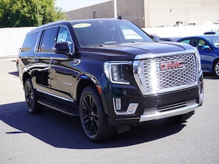 Used 2022 GMC Yukon XL SLT SUV for sale in Modesto, CA