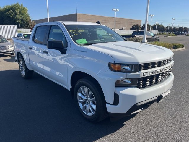 2020 Chevrolet Silverado 1500 Custom photo 2
