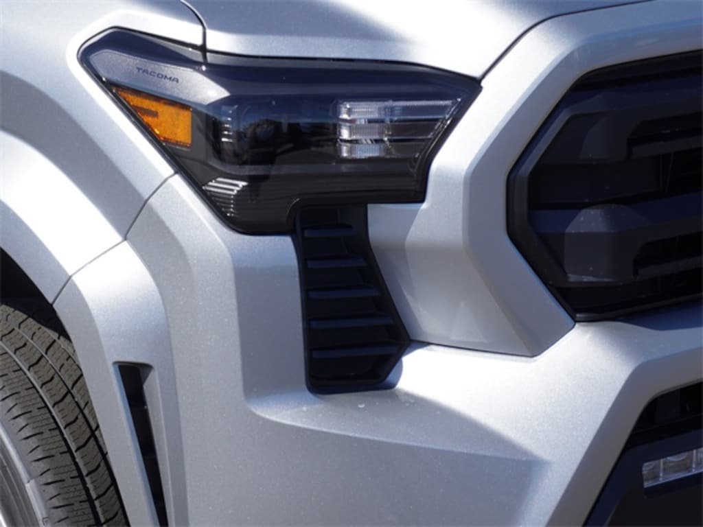 New 2025 Toyota Tacoma SR5 4X4 DOUBLE CAB